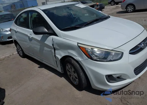 2015 Hyundai Accent Gls z USA, uszkodzony, nr VIN KMHCT4AE4FU824733